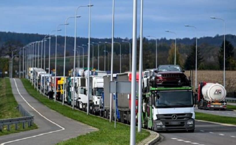  Poljske kamiondžije se pridružuju poljoprivrednicima u blokadama graničnih prelaza