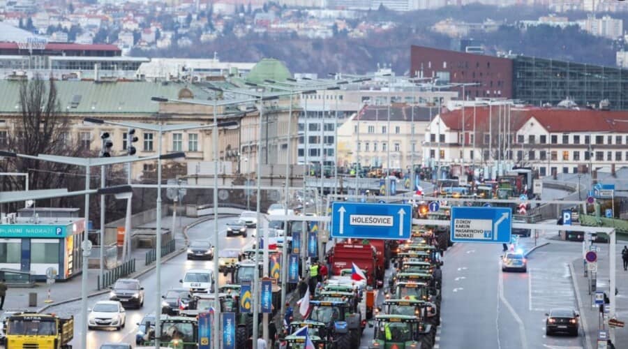 Češki premijer označio poljoprivrednike koji protestuju kao pristalice Moskve