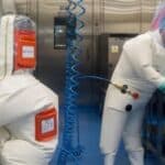 COVID-19 je bio genetski modifikovano biološko oružje koje su stvorili globalisti, pokazuju novi dokazi