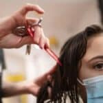 Mejnstrim mediji upozoravaju da šišanje izaziva „globalno ključanje“