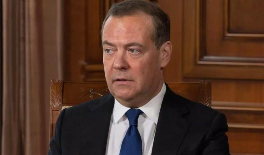  Medvedev poručio Francuzima: Likvidacija vaših vojnika u Ukrajini biće prioritet