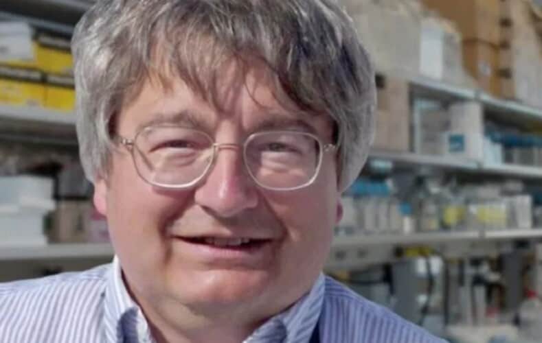  Jedan od najboljih svetskih molekularnih biologa upozorava da je COVID bioinžinjering od strane ‘duboke države’