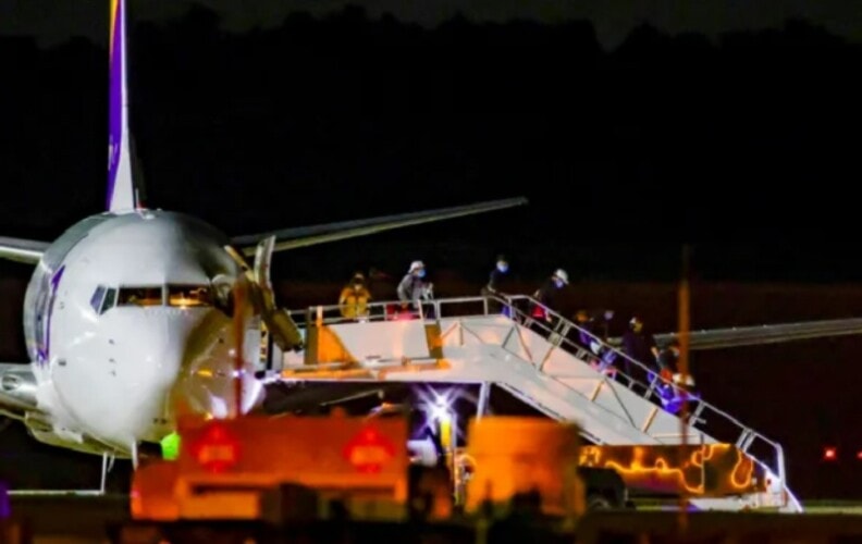  Bajdenova administracija priznala da je dovezla 320.000 migranata u SAD na tajnim letovima na nenavedene aerodrome