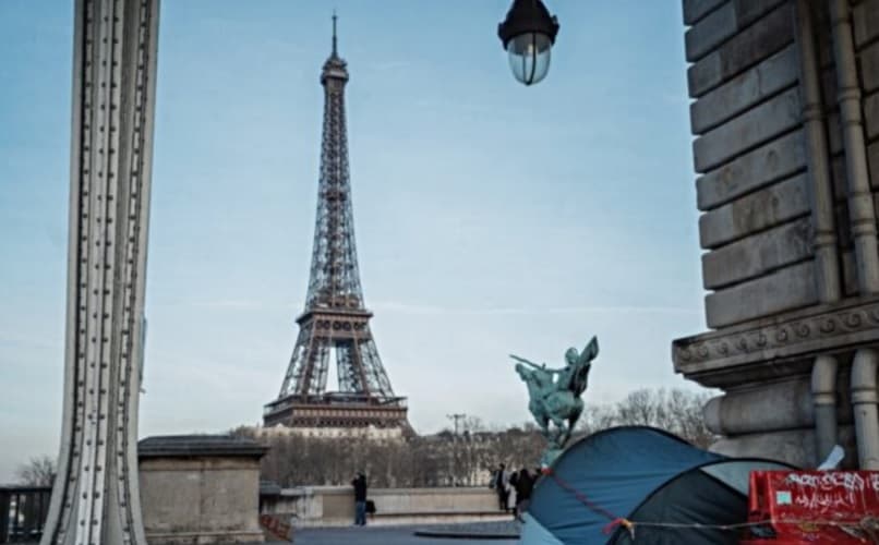 „Čišćenje“ Pariza: Migranti poslati širom Francuske uoči Olimpijade