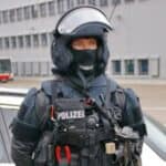 RACIJE ŠIROM NEMAČKE! Policija upada u kuće onih koji su na društvenim mrežama "širili mržnju"