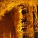 Evo kako se lažiraju napadi! Porodica migranata uhapšena nakon što je zapalila svoju kuću i za to optužila "Naciste"