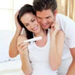 Mejnstrim mediji sada tvrde da su ljudi koji žele da imaju decu EKSTREMNI DESNIČARI