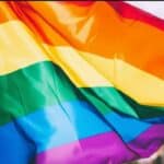 HIT! Nova studija UCLA-a: Gej parovi pod većim rizikom zbog klimatskih promena