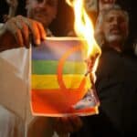 IRAK: Do 15 godina zatvora za HOMOSEKSUALCE koji budu uhvaćeni