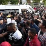 Policija izbacila stotine migranata iz Pariza u predolimpijskom čišćenju grada