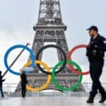 Makron: Ceremonija otvaranja Olimpijskih igara u Parizu mogla bi biti premeštena zbog bezbednosnih razloga