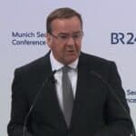 Nemački ministar odbrane uporedio Putina sa Hitlerom