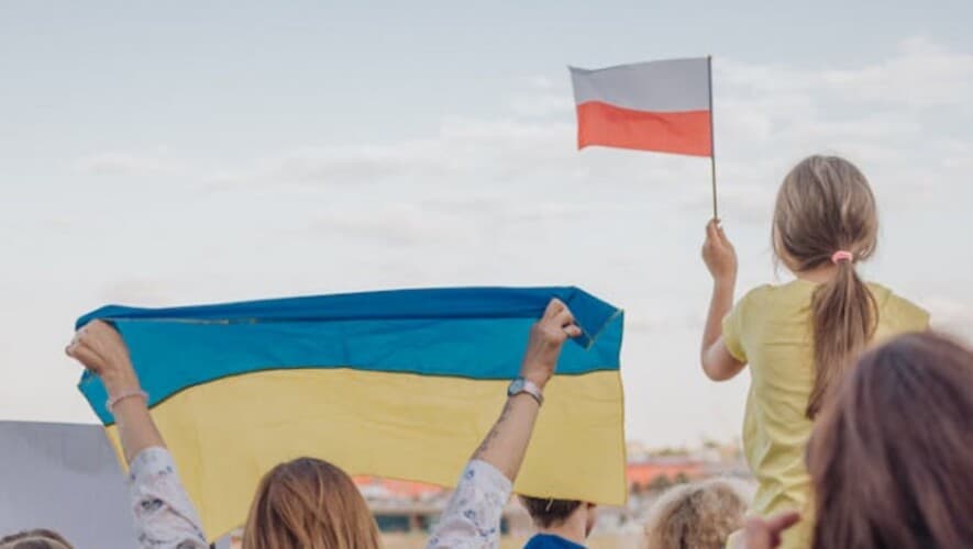 Poljaci drastično menjaju svoj stav prema Ukrajincima: Tek svaki četvri Poljak ima pozitivan stav o izbeglicama iz Ukrajine