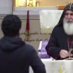 Primer globalne cenzure! ILON MASK morao da ukloni snimak napada na sveštenika u Sidneju nakon pretnji Australijske vlade