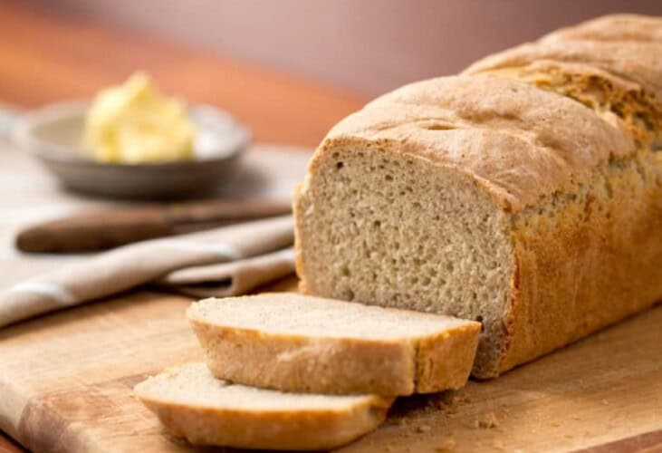 JAPAN povukao skoro sav hleb iz prodaje: pronađeni delovi pacova u veknama