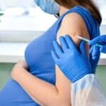 "Ovo se nikada do sada nije desilo" - Stručnjaci upozoravaju na dramatičan porast u broju POBAČAJA nakon vakcinacije protiv COVID-a