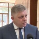 Premijer Slovačke Robert Fico podsetio Makrona da Ukrajina nije deo NATO: Nema slanja trupa tamo