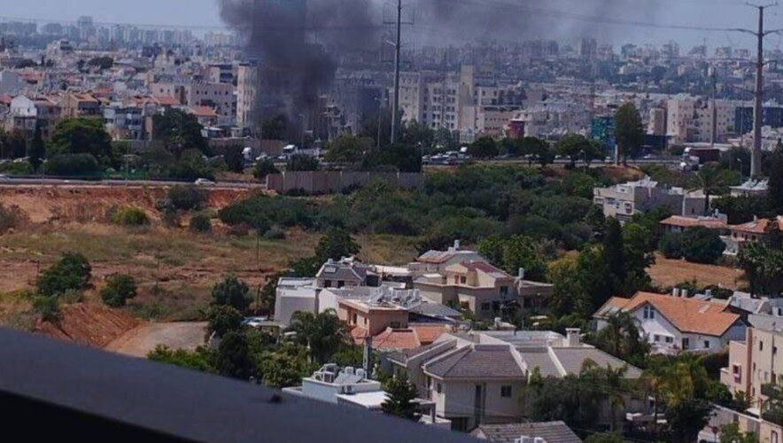 Izrael nije uspeo da se odbrani! HAMAS danas nekoliko puta pogodio Tel Aviv (VIDEO)