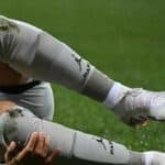 Fudbaler iz BiH iznenada se srušio na sred terena! Nastavlja se crni niz "neobjašnjivih" rušenja i smrtnih slučajeva širom sveta