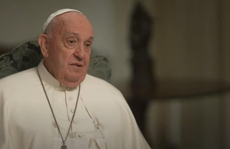  Papa Franja: Bauk klimatskih promena nadvija se nad svakim aspektom postojanja
