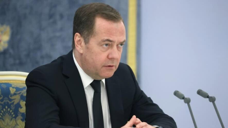 ZELENSKI je legitimna vojna meta - Medvedev