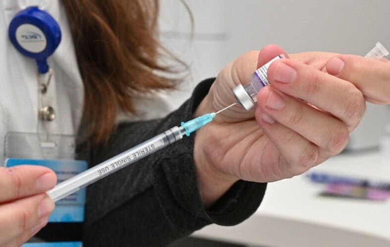  Velika tužba protiv FAJZERA zbog prikrivanja nuspojava njihove vakcine protiv COVID-a