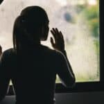 Španija: Suicidno ponašanje povećano za 50% nakon zaključavanja - To je deo psihološkog rata