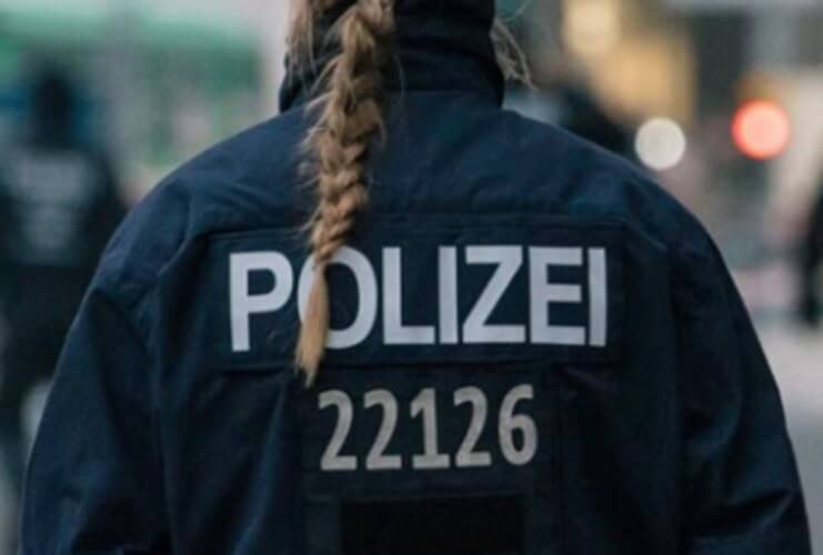  Nemci na kvarno prebacuju ilegalne migrante za Poljsku – Varšavski mediji