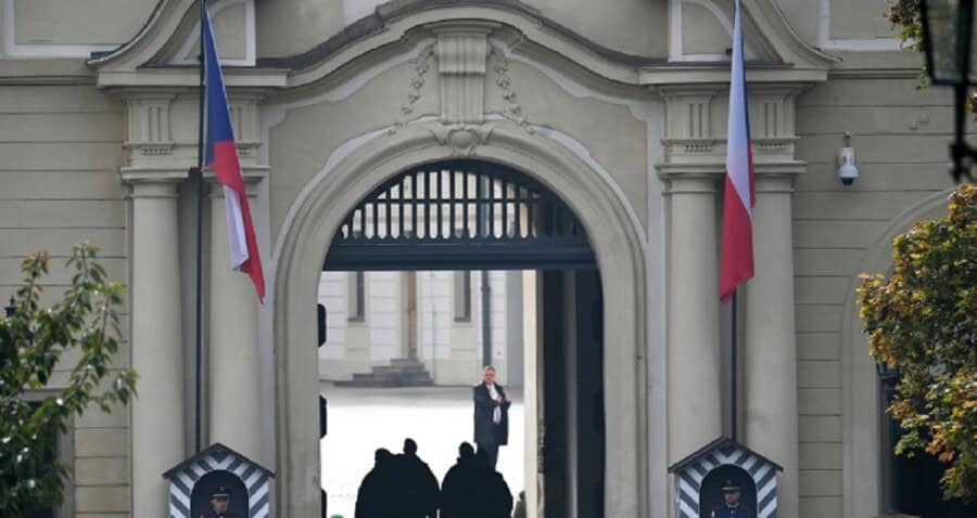 Vanredno u Češkoj! Pojačane mere bezbednosti zbog pretnji terorističkim napadima