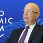 Svetski Ekonomski Forum pokreće planove za zabranu korišćenja automobila: Svi će koristiti javni prevoz