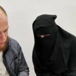 Trudna supruga teroriste iz Mladenovca pod istragom policije: Napustila Srbiju pre tri dana, policija izvršila pretres iznajmljenog stana u Novom Pazaru