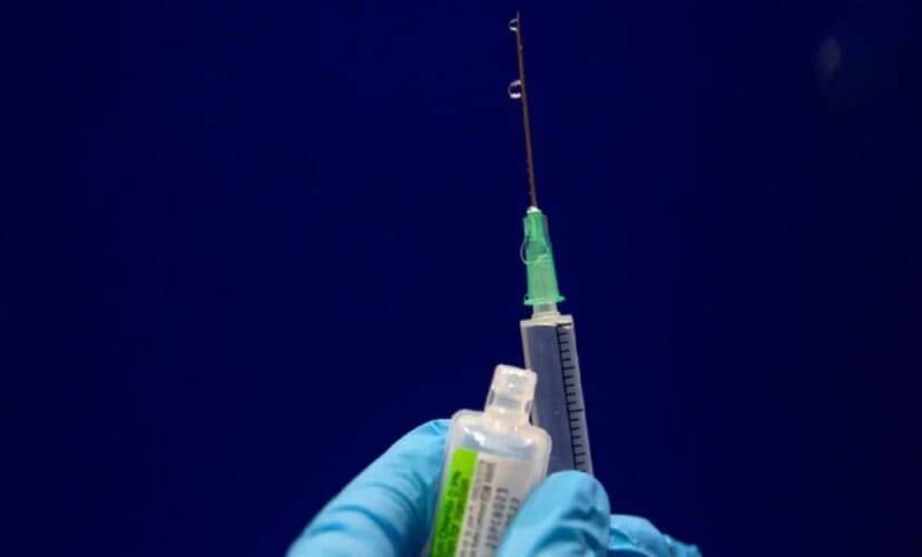  Naučnik koji je izradio američki zakon o biološkom oružju tvrdi da su vakcine protiv COVID-a oružje za masovno uništenje