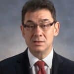 Izvršni direktor kompanije Pfizer Albert Burla smatrao je da je vakcina protiv Covida toliko bezbedna i efikasna da je nije odmah primio