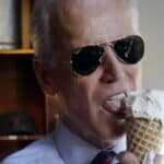 Senilni Bajden ne odustaje od kandidatur uprkos sve većem broju poziva da se povuče