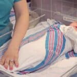 COVID socijalno distanciranje povezano sa smrtnošću novorođenčadi i prevremenim rođenjima, nalazi studije