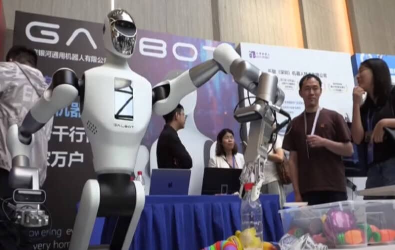 Kineski naučnici stvorili robota koga kontrolišu ćelije ljudskog mozga