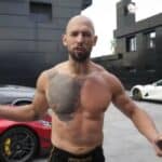 Sud doneo odluku! Endru Tejt može da napusti Rumuniju dok namešteni proces i dalje traje