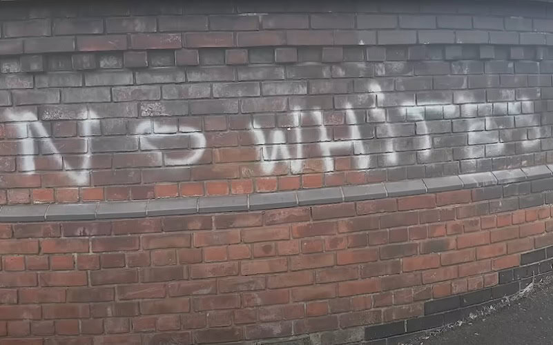  U britanskom multikulturalnom Birmingemu pojavljuju se grafiti „Belci nisu dobrodošli“