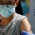 Uzbuna u Singapuru - Stopa nataliteta drastično opada dok broj smrtnih slučajeva među vakcinisanima protiv COVID-a raste do neba