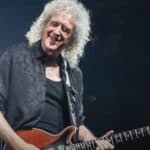 Gitarista Kvina Brajan Mej, koji je promovisao vakcine protiv Covid-a tokom pandemije, imao moždani udar