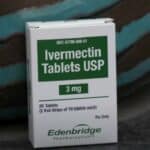 Insajder iz Gejts fondacije tvrdi da Ivermektin leči „turbo rak koji je inicirao čovek“