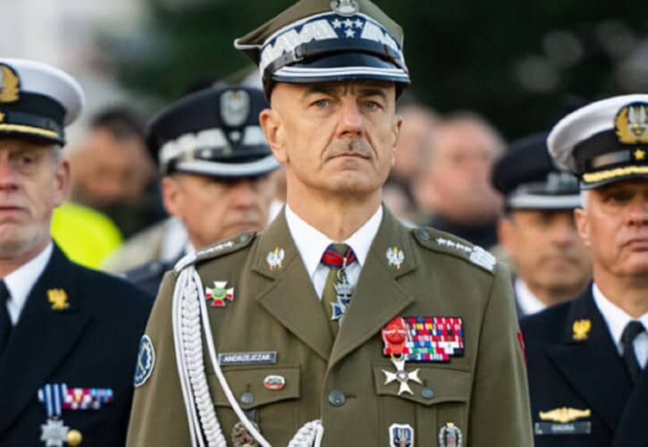  Poljski general zapretio Rusiji: Gađaćemo Sankt Petersburg