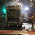 Zatvoren centar LONDONA! Zapalile se litijumske baterije na smećarskom kamionu koji je koštao više od pola miliona funti