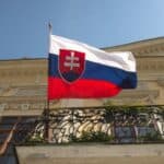 Alarmanatno stanje u Slovačkoj - Otvorena istraga o COVID vakcinama, ministarka podnela ostavku: "Ovo je čin bioterorizma"