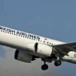 Pilot iznenada preminuo usred leta, prepun putnički avion prinudno sleteo u Njujorku