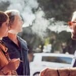 Velika Britanija prelazi na potpunu zabranu cigareta