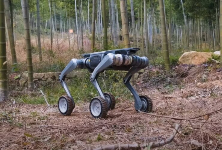  SKYNET uživo! Kineska kompanija otkrila svog zastrašujućeg novog robota (VIDEO)