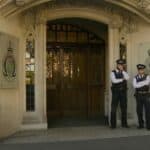 U Velikoj Britaniji se ne zna šta je definicija žene: Vrhovni sud Britanije razmatra šta je žena u pravnom sporu protiv škotske vlade