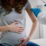 Britanski regulatori odlučili da trudnicama nisu potrebne vakcine protiv Covida