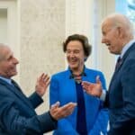 Bajden se sprema da unapred "POMILUJE" Entonija Faučija kako bi ovaj izbegao odgovornost za COVID histeriju